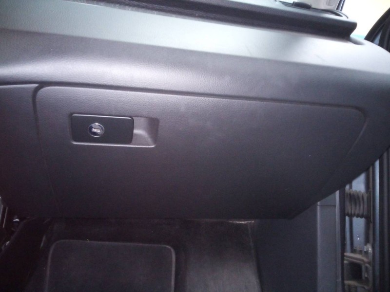 Recambio de guantera para volkswagen passat berlina (3c2) 2.0 tdi referencia OEM IAM   