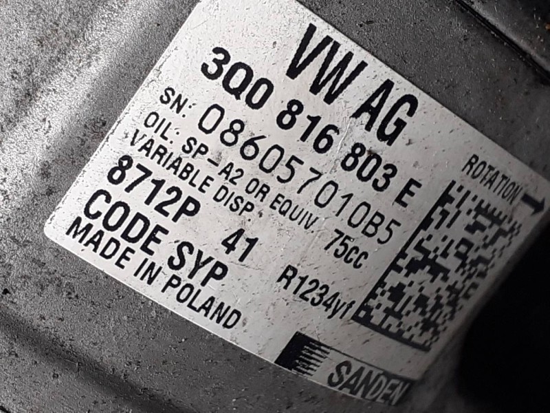 Recambio de compresor aire acondicionado para seat arona xcellence referencia OEM IAM 3Q0816803E 086057010B5 P3-B3-14-3