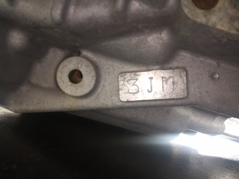 Recambio de caja cambios para toyota auris hybrid advance referencia OEM IAM 3JM  M1-B2-132