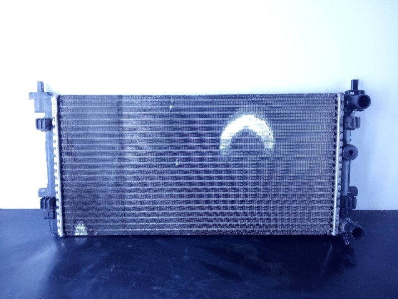 Recambio de radiador agua para audi a1 (8x) ambition referencia OEM IAM 6R01212530 R35700001 P2-B6-4