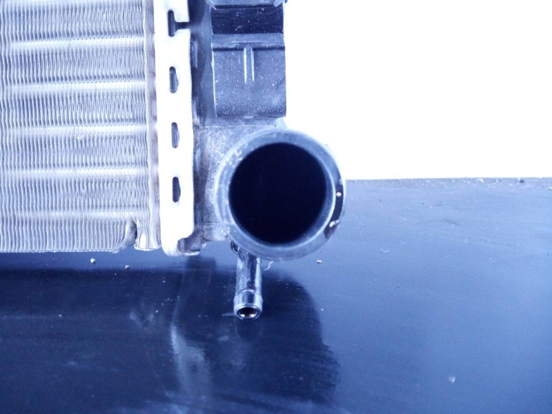 Recambio de radiador agua para audi a1 (8x) ambition referencia OEM IAM 6R01212530 R35700001 P2-B6-4