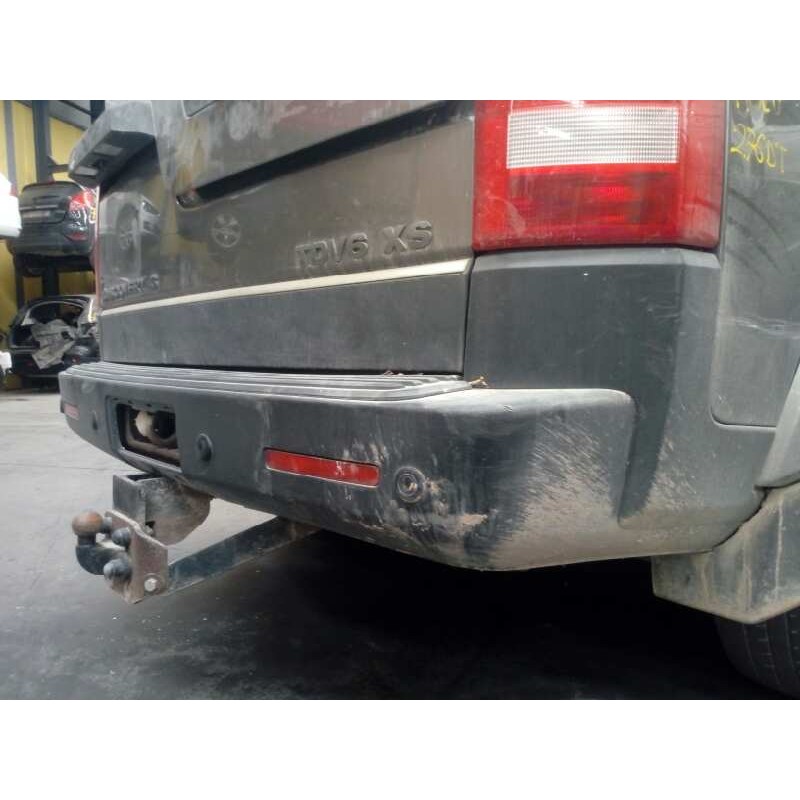 Recambio de paragolpes trasero para land rover discovery v6 td se referencia OEM IAM KRB000122  