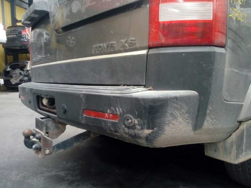 Recambio de paragolpes trasero para land rover discovery v6 td se referencia OEM IAM KRB000122  