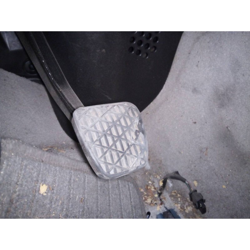 Recambio de pedal freno para mercedes-benz clase c (w204) berlina c 200 cdi blueefficiency (204.001) referencia OEM IAM   