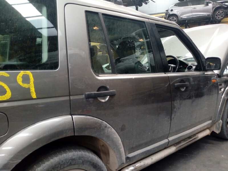 Recambio de puerta trasera derecha para land rover discovery v6 td se referencia OEM IAM   