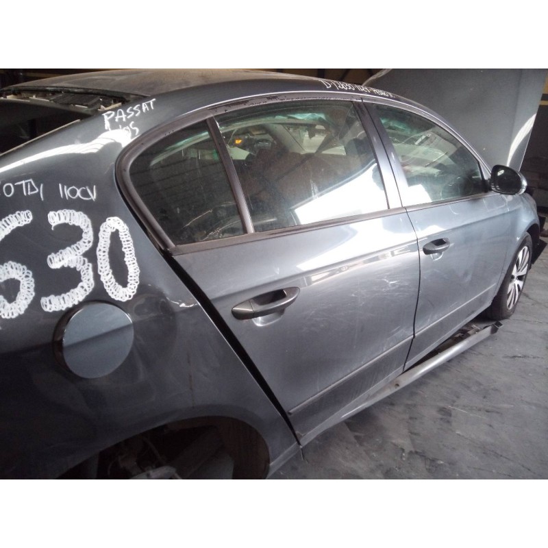 Recambio de puerta trasera derecha para volkswagen passat berlina (3c2) 2.0 tdi referencia OEM IAM   