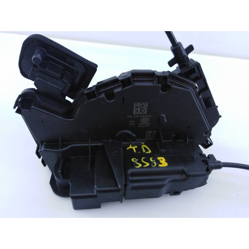 Recambio de cerradura puerta trasera derecha para seat arona xcellence referencia OEM IAM A6L5TA839016L A046465 E1-B6-32-1