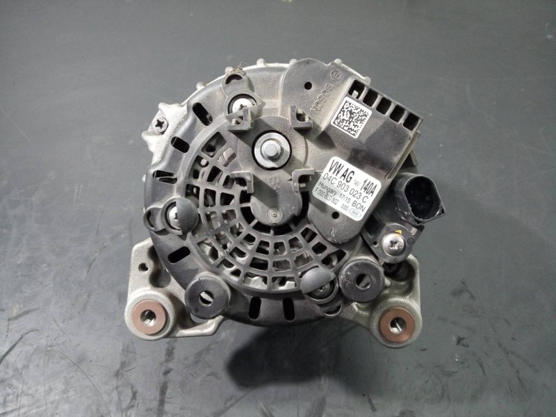Recambio de alternador para toyota urban cruiser active referencia OEM IAM 04C903023C  