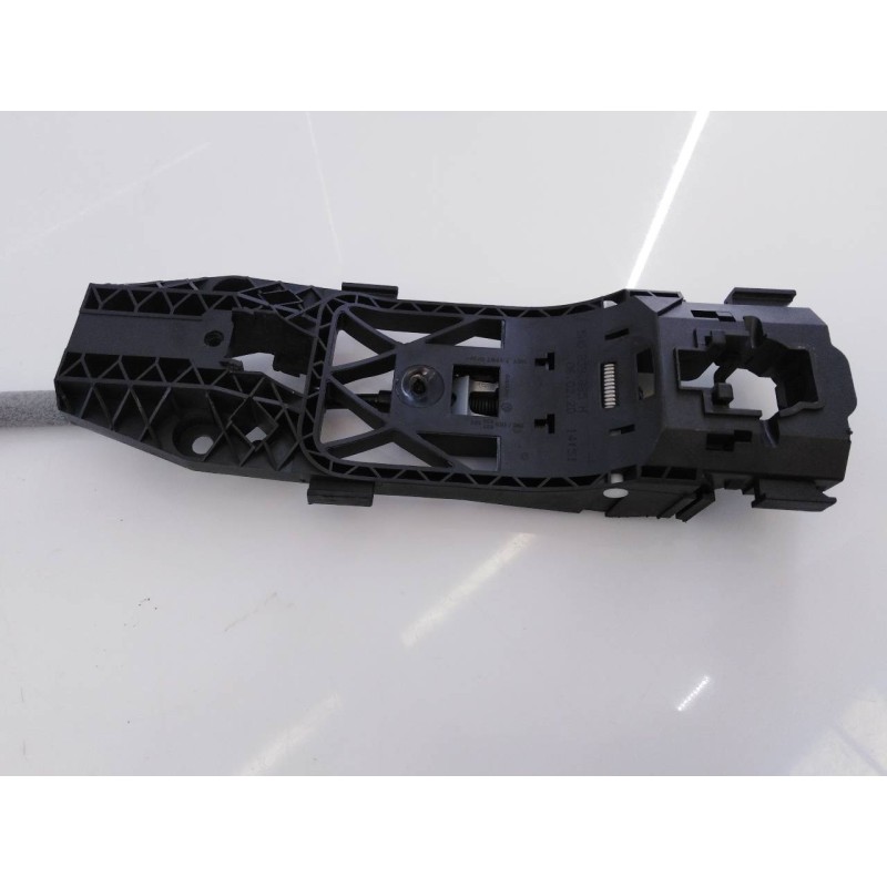 Recambio de cerradura puerta trasera derecha para seat arona xcellence referencia OEM IAM A6L5TA839016L A046465 E1-B6-32-1