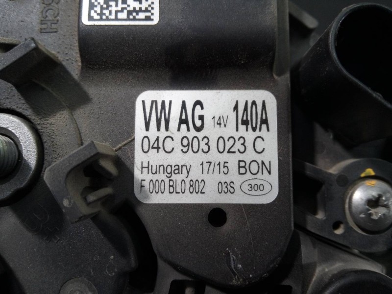 Recambio de alternador para toyota urban cruiser active referencia OEM IAM 04C903023C  