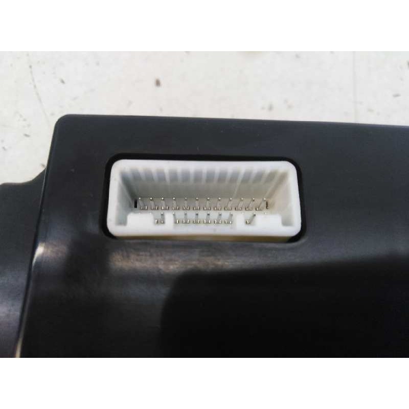 Recambio de mando climatizador para land rover discovery v6 td se referencia OEM IAM JFC501110  E3-B3-8-4