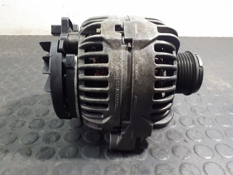 Recambio de alternador para volvo xc90 d5 referencia OEM IAM 8676498 0124525029 