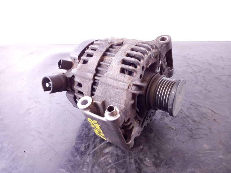 Recambio de alternador para citroën c4 berlina 1.6 16v referencia OEM IAM 0121615027 75756508001 P3-B5-27-3