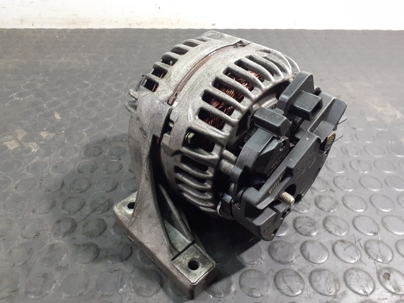 Recambio de alternador para volvo xc90 d5 referencia OEM IAM 8676498 0124525029 