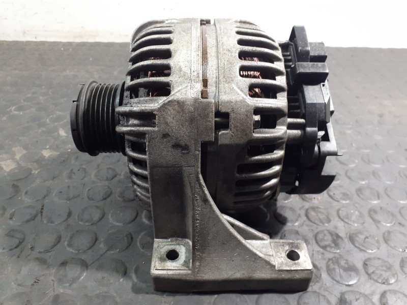 Recambio de alternador para volvo xc90 d5 referencia OEM IAM 8676498 0124525029 