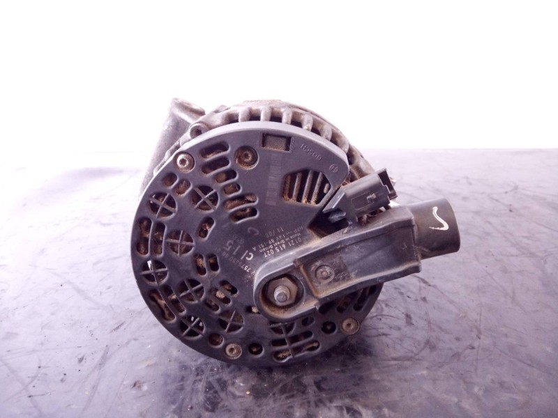 Recambio de alternador para citroën c4 berlina 1.6 16v referencia OEM IAM 0121615027 75756508001 P3-B5-27-3