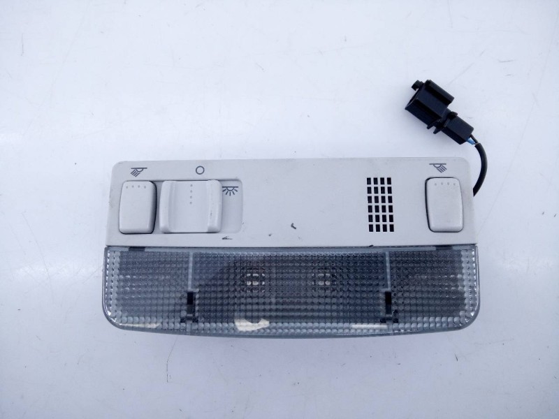 Recambio de luz interior para seat ibiza (6p1) fr referencia OEM IAM 3B0035711  E2-A1-24-1