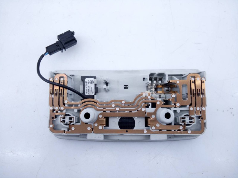 Recambio de luz interior para seat ibiza (6p1) fr referencia OEM IAM 3B0035711  E2-A1-24-1