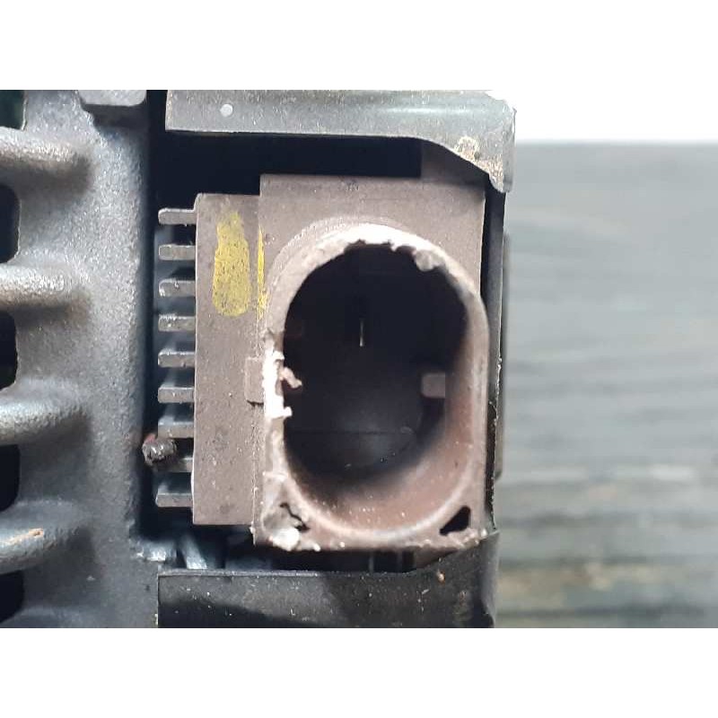 Recambio de alternador para kia sportage referencia OEM IAM 373002A700 MS1042118840 P3-B6-13-1