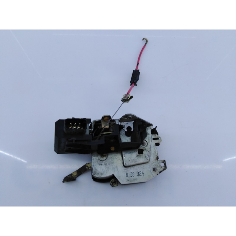 Recambio de cerradura puerta delantera derecha para bmw serie 5 berlina (e39) 523i referencia OEM IAM 8318924 8353012 E1-A3-8-1