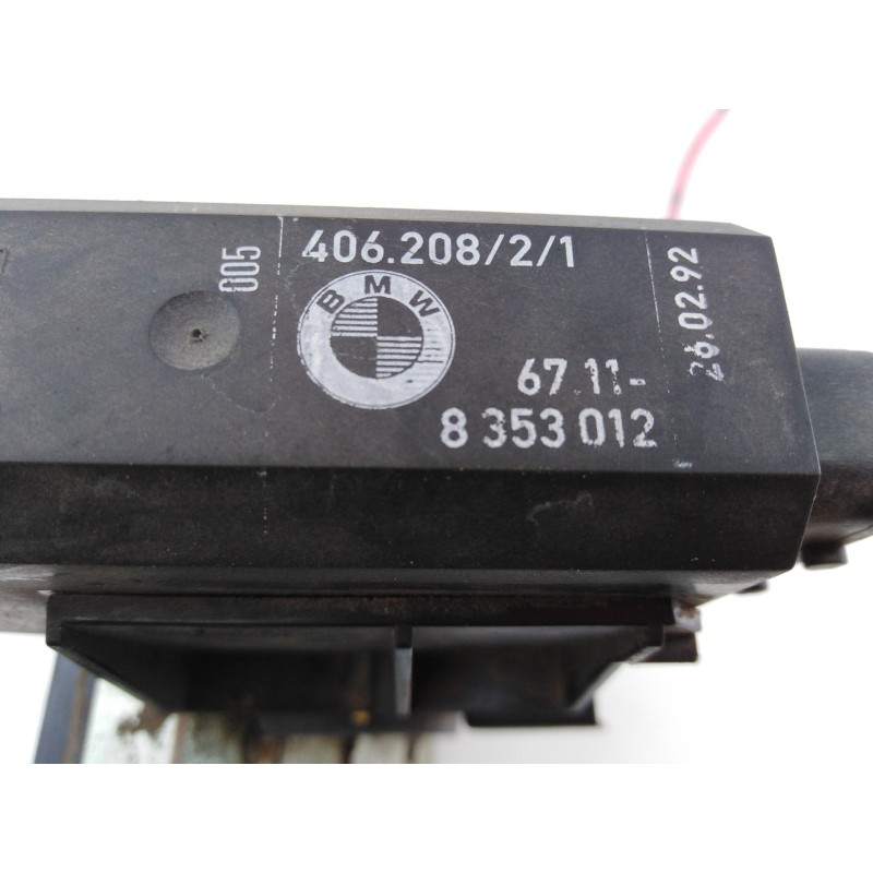 Recambio de cerradura puerta delantera derecha para bmw serie 5 berlina (e39) 523i referencia OEM IAM 8318924 8353012 E1-A3-8-1