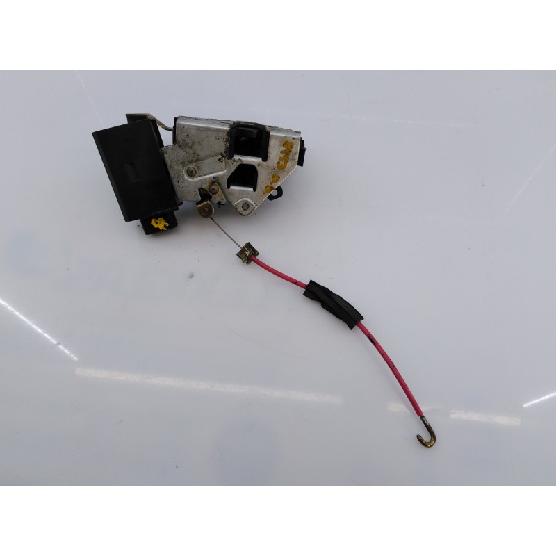 Recambio de cerradura puerta delantera derecha para bmw serie 5 berlina (e39) 523i referencia OEM IAM 8318924 8353012 E1-A3-8-1