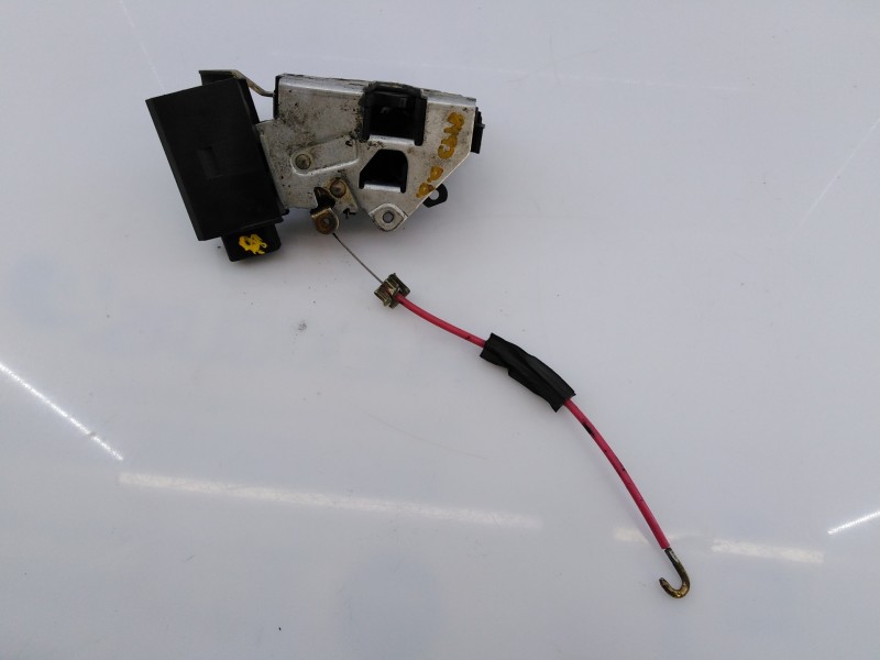 Recambio de cerradura puerta delantera derecha para bmw serie 5 berlina (e39) 523i referencia OEM IAM 8318924 8353012 E1-A3-8-1