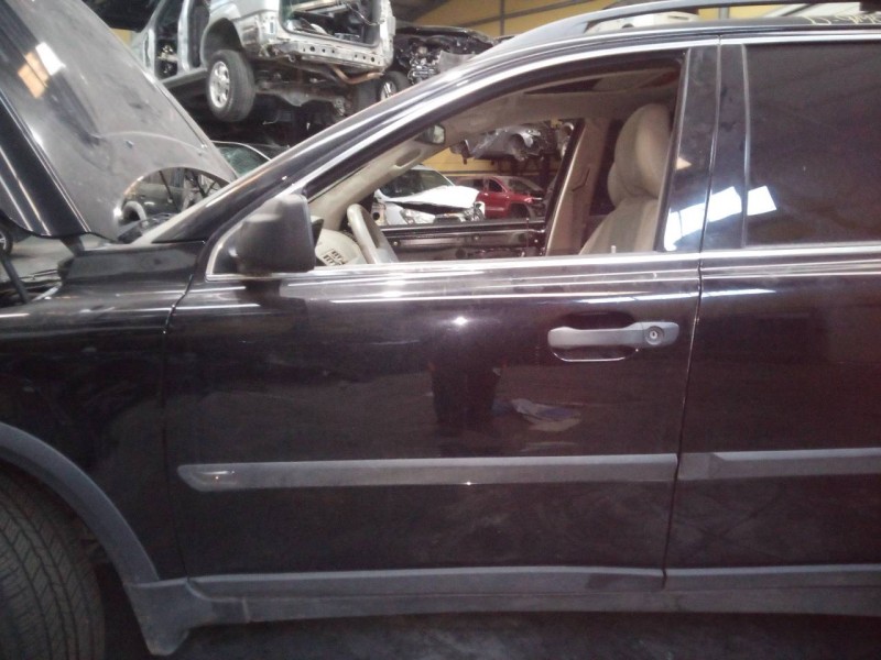 Recambio de puerta delantera izquierda para volvo xc90 d5 referencia OEM IAM   