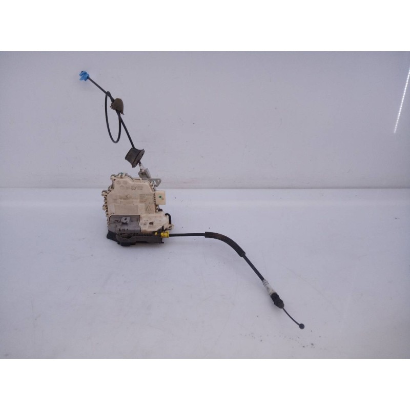 Recambio de cerradura puerta delantera derecha para audi a1 (8x) ambition referencia OEM IAM   E1-B6-52-1