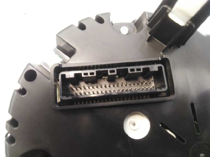 Recambio de cuadro instrumentos para kia cee´d drive referencia OEM IAM 94033A2020 A2C1053001 E3-A3-24-4