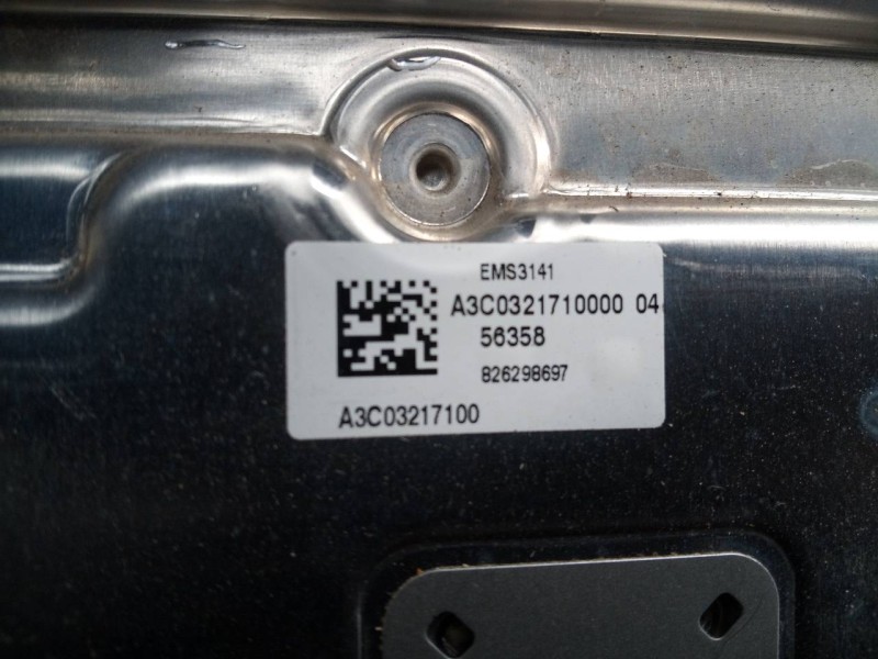 Recambio de centralita motor uce para dacia sandero iii stepaway referencia OEM IAM 237104639S 826298697 E2-A1-44-1