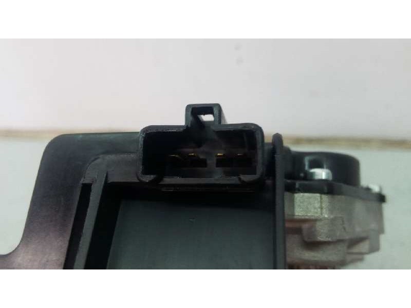 Recambio de motor limpia trasero para kia cee´d drive referencia OEM IAM 98700A2000  E2-B5-15-2