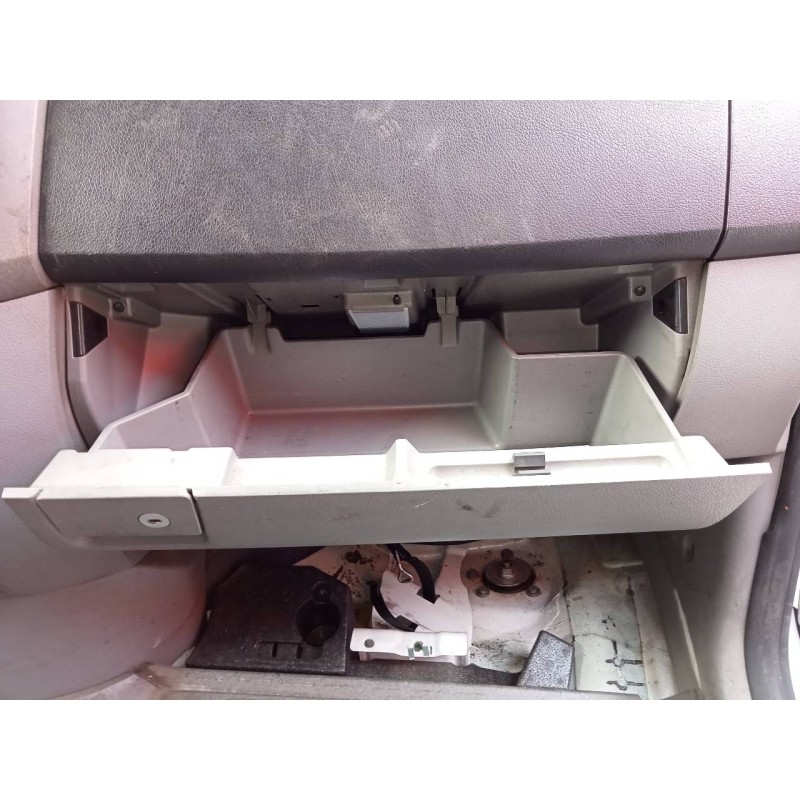 Recambio de guantera para mercedes-benz sprinterii caja cerrada (desde 01.06) 316 referencia OEM IAM   