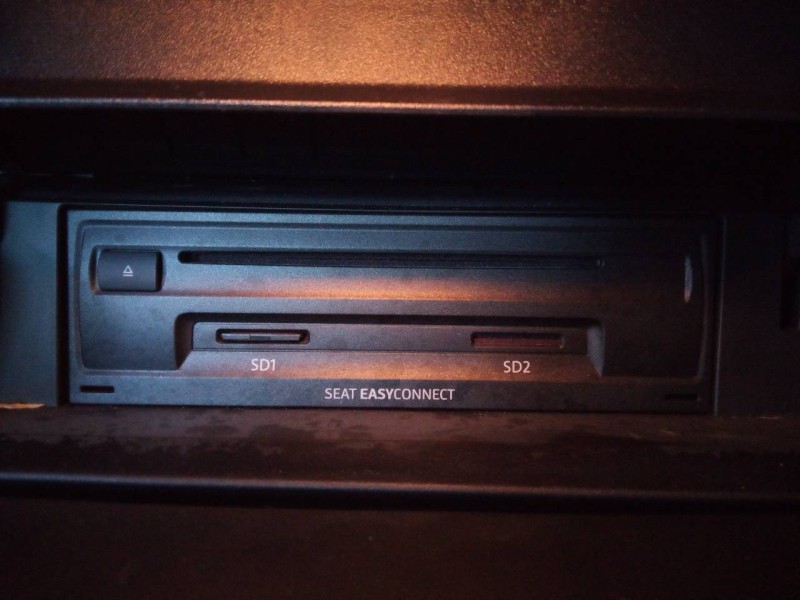 Recambio de sistema navegacion gps para seat ibiza (6p1) fr referencia OEM IAM 5F0919604A  E2-A1-18-3