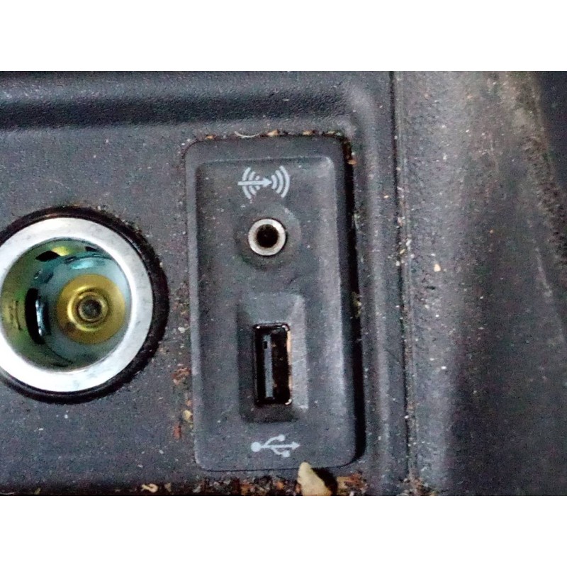 Recambio de sistema navegacion gps para seat ibiza (6p1) fr referencia OEM IAM 5F0919604A  E2-A1-18-3