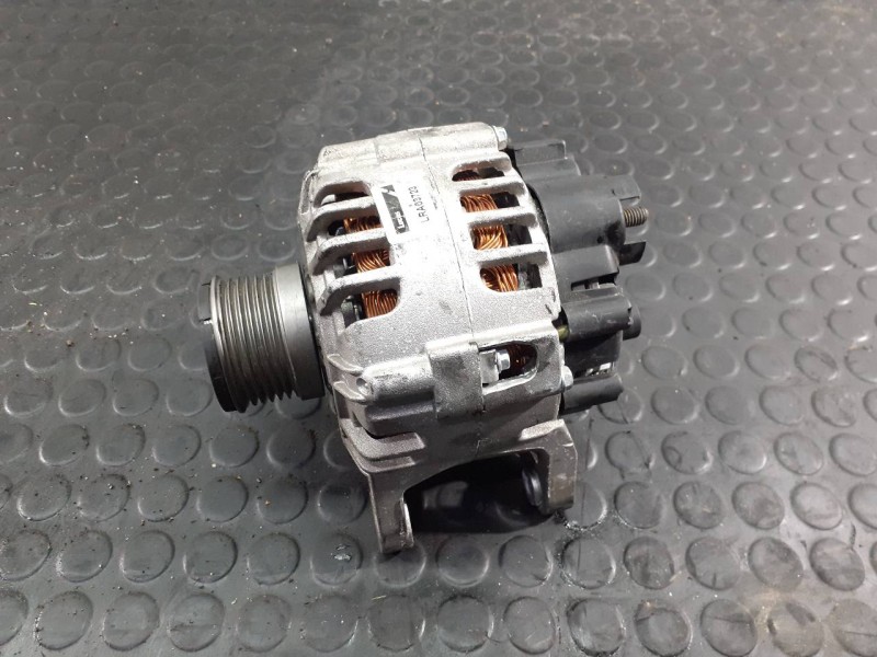 Recambio de alternador para dacia lodgy ambiance referencia OEM IAM 21020310019 P0928635 P3-A5-24-2