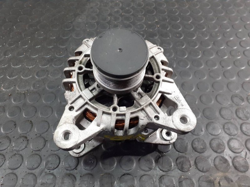 Recambio de alternador para dacia lodgy ambiance referencia OEM IAM 21020310019 P0928635 P3-A5-24-2