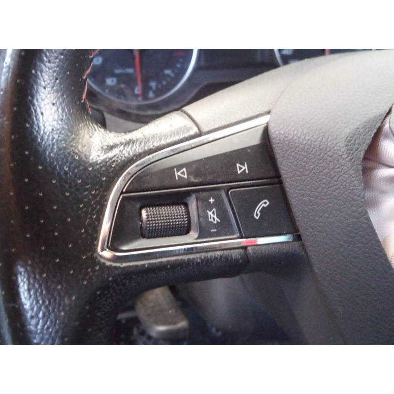 Recambio de volante para seat ibiza (6p1) fr referencia OEM IAM   