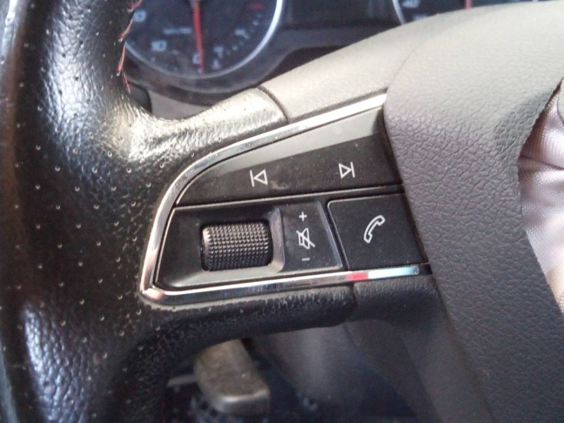Recambio de volante para seat ibiza (6p1) fr referencia OEM IAM   