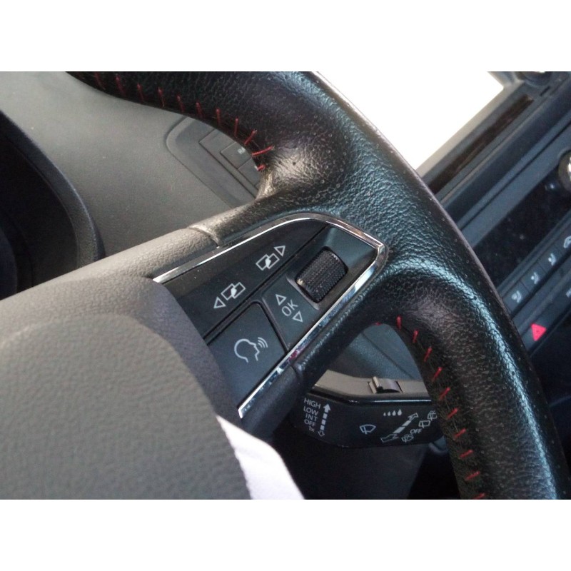 Recambio de volante para seat ibiza (6p1) fr referencia OEM IAM   