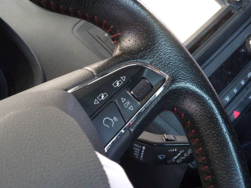 Recambio de volante para seat ibiza (6p1) fr referencia OEM IAM   