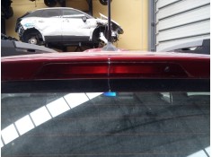 LUZ CENTRAL DE FRENO 