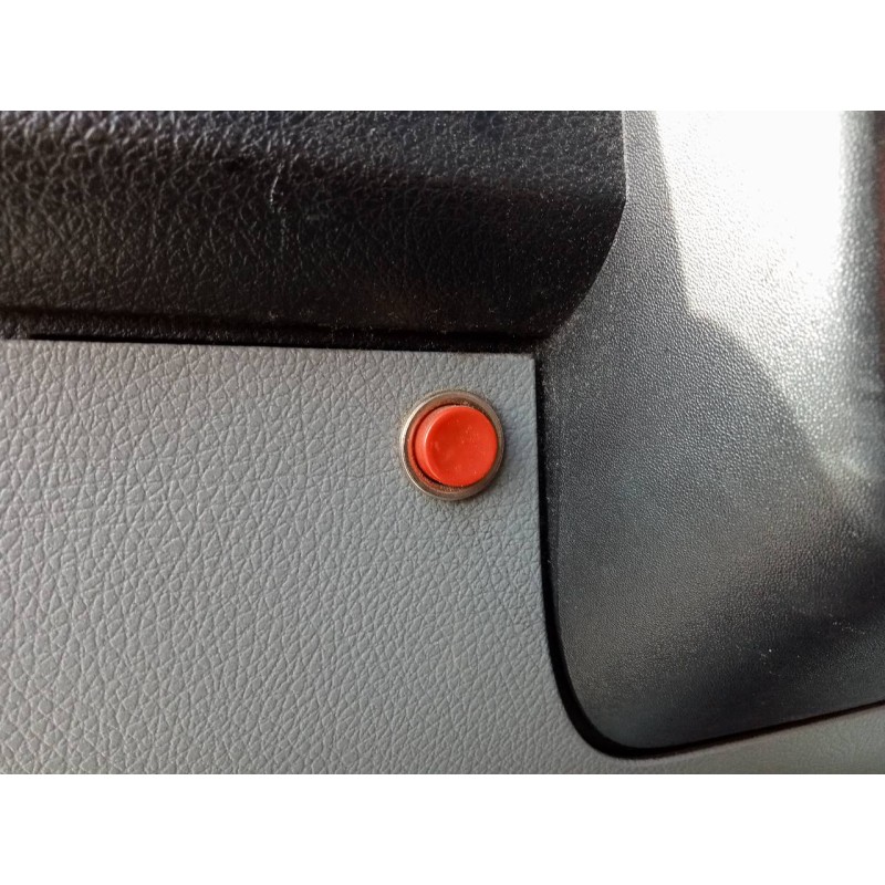 Recambio de salpicadero para mercedes-benz sprinterii caja cerrada (desde 01.06) 316 referencia OEM IAM   