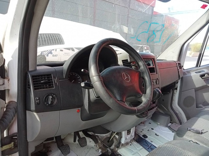 Recambio de salpicadero para mercedes-benz sprinterii caja cerrada (desde 01.06) 316 referencia OEM IAM   
