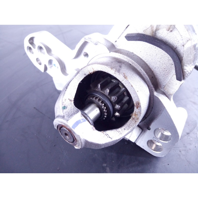 Recambio de motor arranque para dacia sandero iii stepaway referencia OEM IAM 233008820R KR3S11000AA P3-A7-18-1