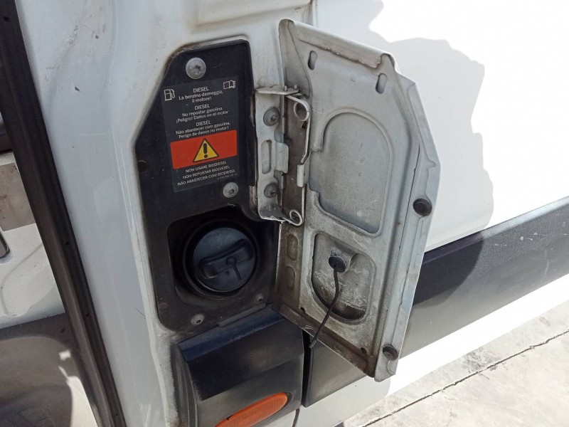 Recambio de tapa exterior combustible para mercedes-benz sprinterii caja cerrada (desde 01.06) 316 referencia OEM IAM   