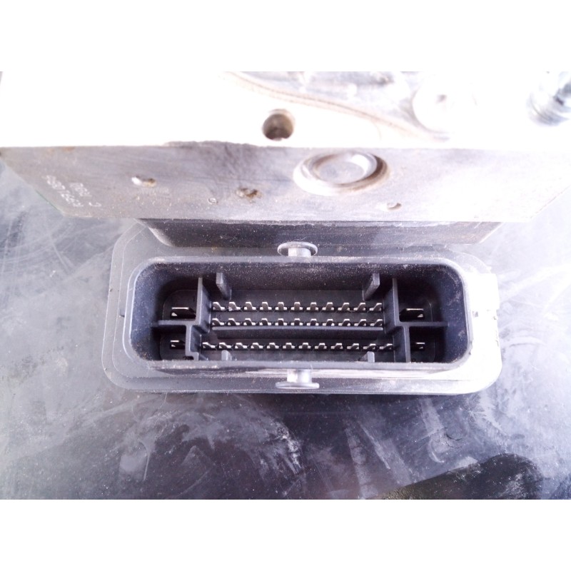 Recambio de abs para dacia duster laureate 4x2 referencia OEM IAM 476608845R 0265956285 P3-B8-28-4