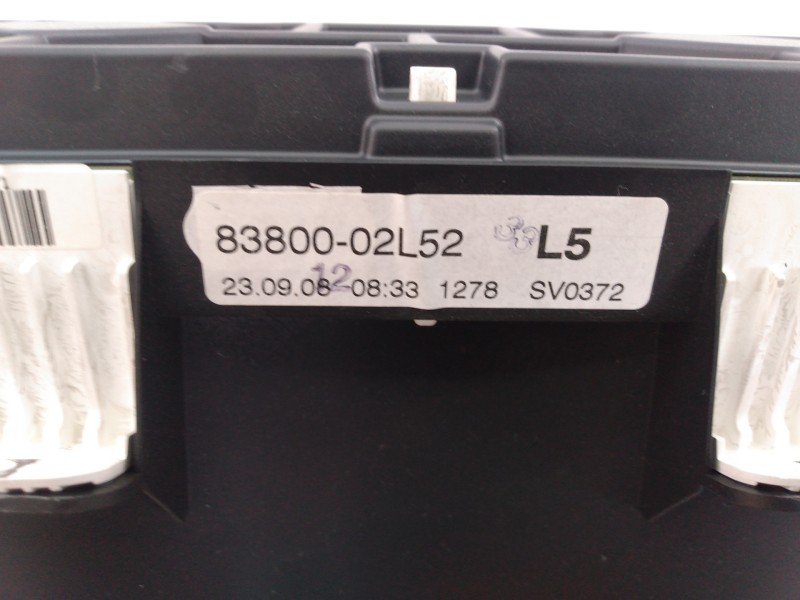 Recambio de cuadro instrumentos para toyota auris luna referencia OEM IAM 8380002L52 A2C53245521 E3-B2-45-2