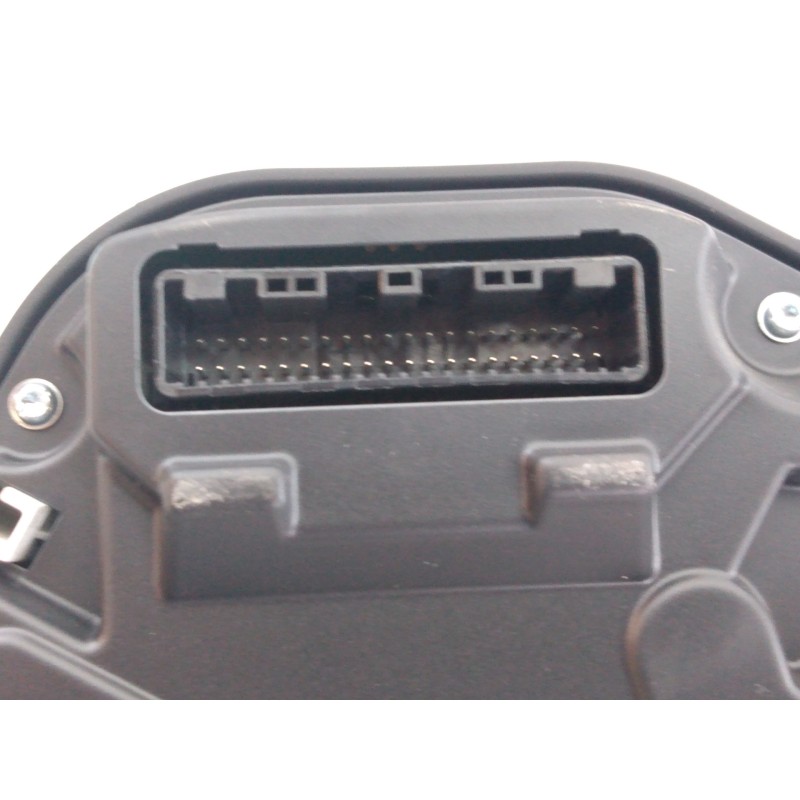 Recambio de cuadro instrumentos para toyota auris luna referencia OEM IAM 8380002L52 A2C53245521 E3-B2-45-2