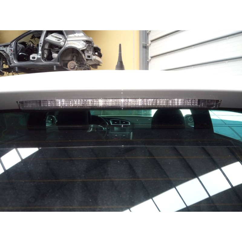 Recambio de luz central de freno para citroën ds4 sport referencia OEM IAM   
